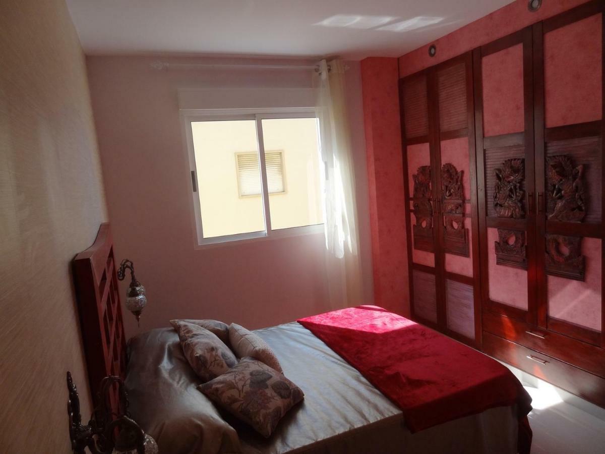 Infostays Maria Zambrano Малага Экстерьер фото