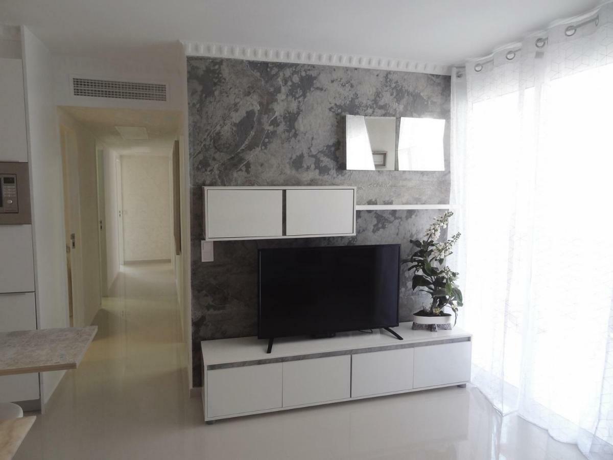 Infostays Maria Zambrano Малага Экстерьер фото
