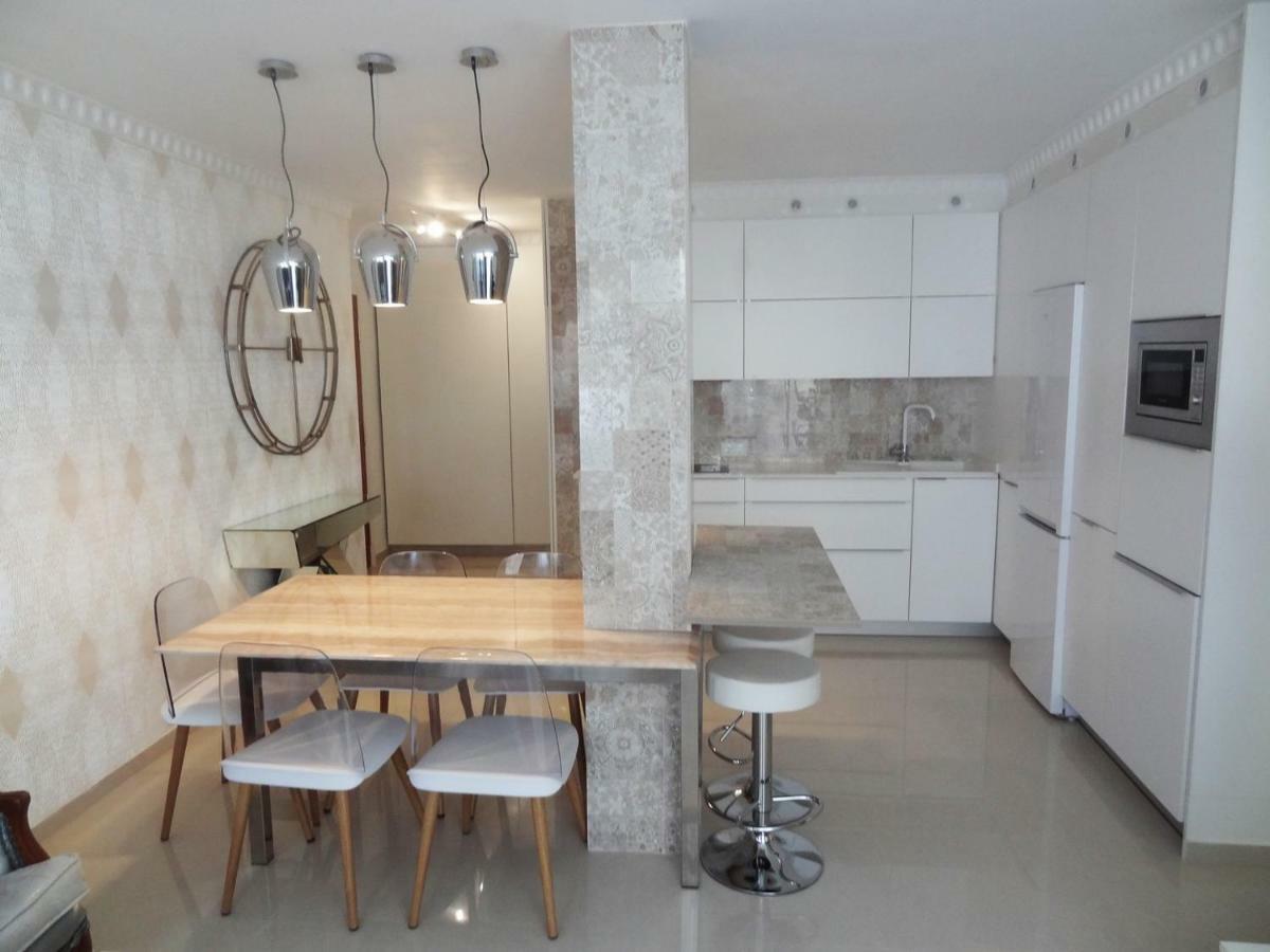 Infostays Maria Zambrano Малага Экстерьер фото