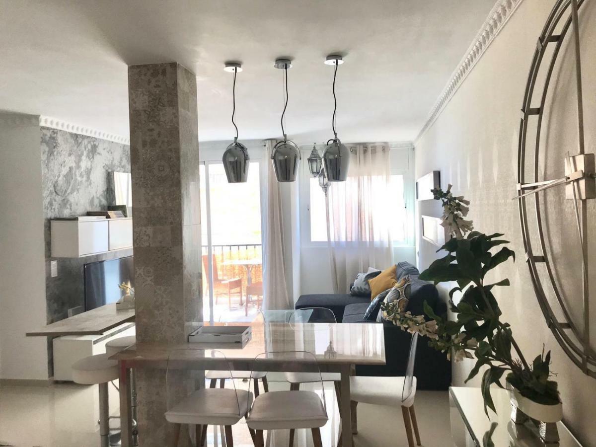 Infostays Maria Zambrano Малага Экстерьер фото